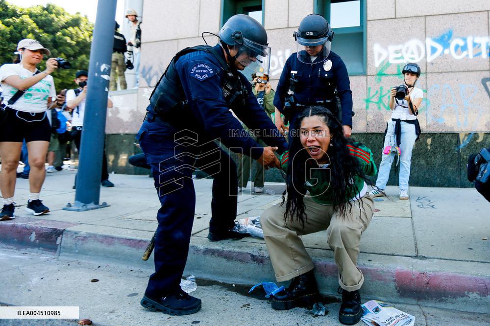 ICE Raids Spark Protest Riot - LA