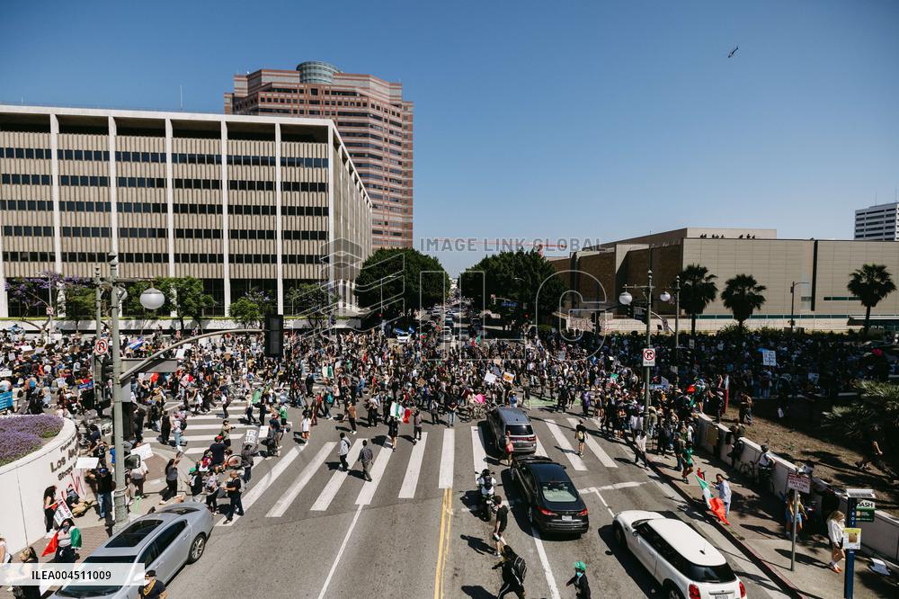 ICE Raids Spark Protest Riot - LA