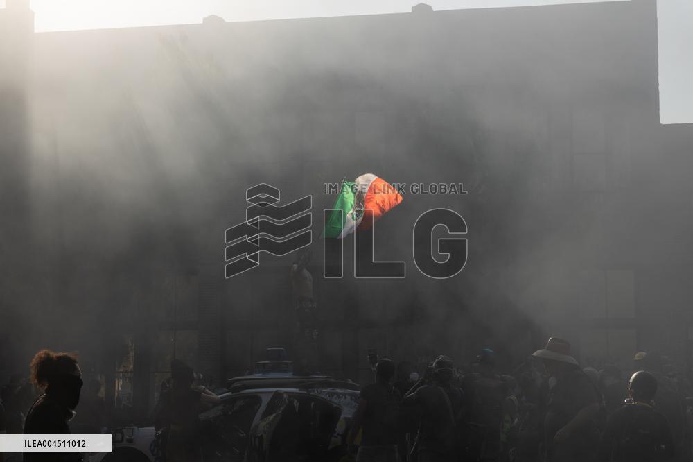 ICE Raids Spark Protest Riot - LA