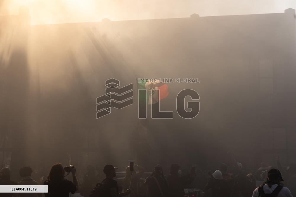 ICE Raids Spark Protest Riot - LA