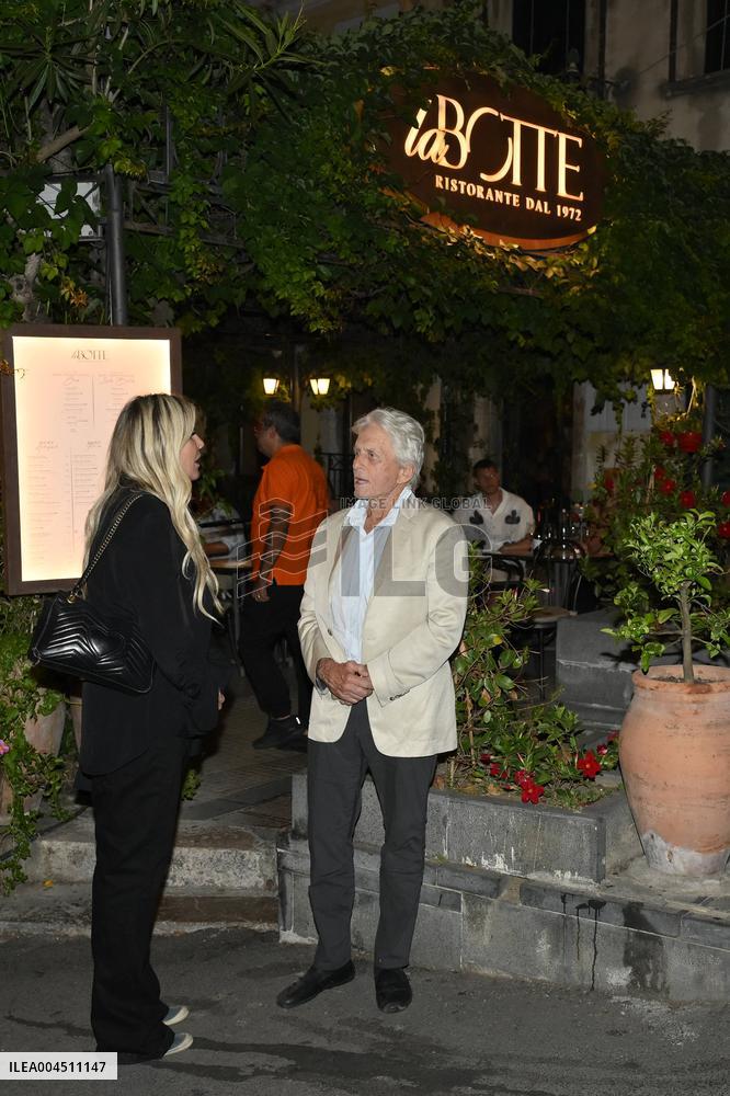Taormina: La Botte Restaurant. Michael Douglas at La Botte Restaurant.