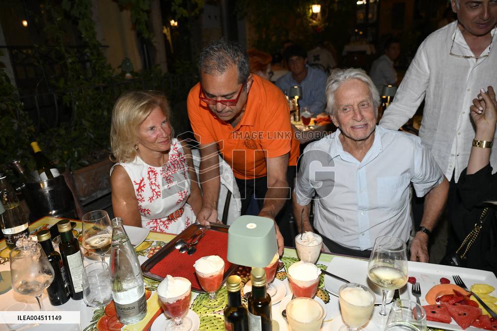 Taormina: La Botte Restaurant. Michael Douglas at La Botte Restaurant.