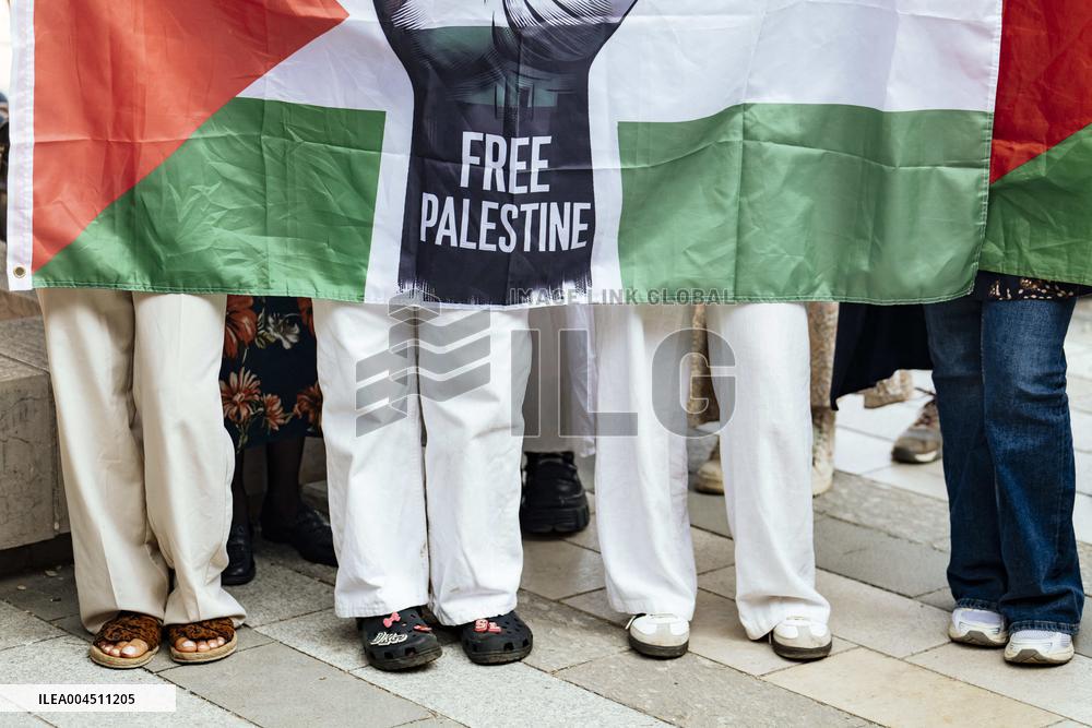 Support for the Freedom Flotilla in France