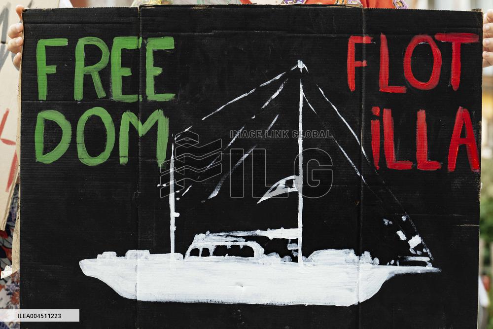 Support for the Freedom Flotilla in France