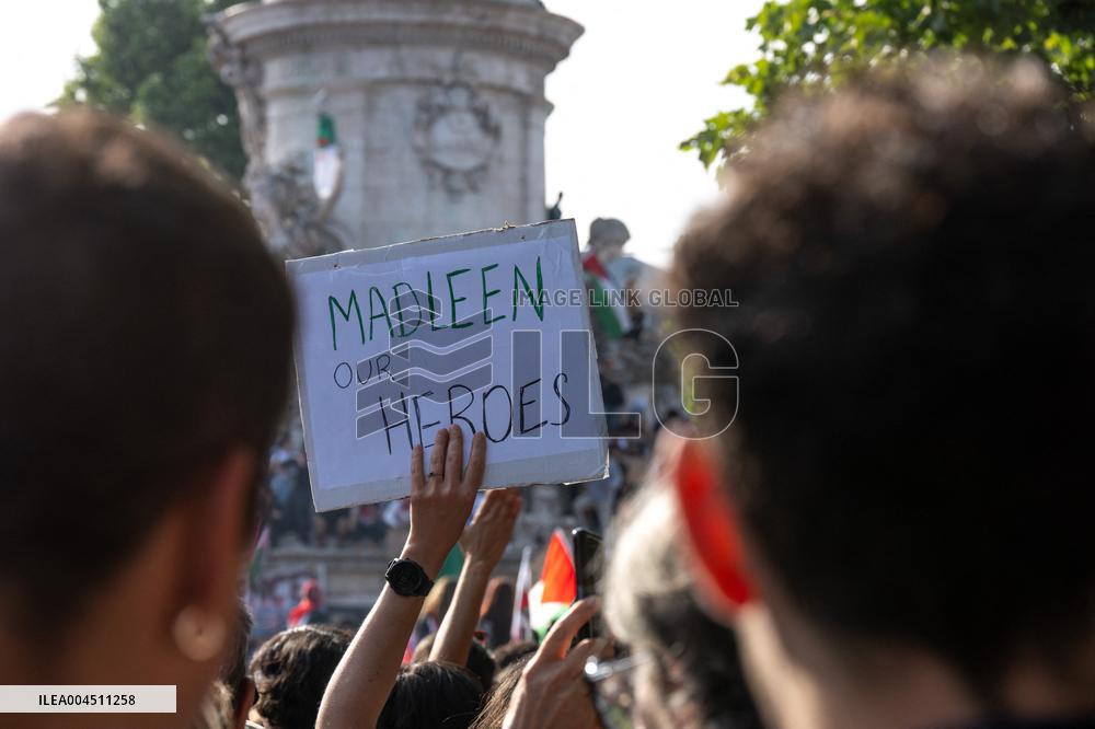 Protest Against The Interception of The Humanitarian Boat To Gaza - Paris