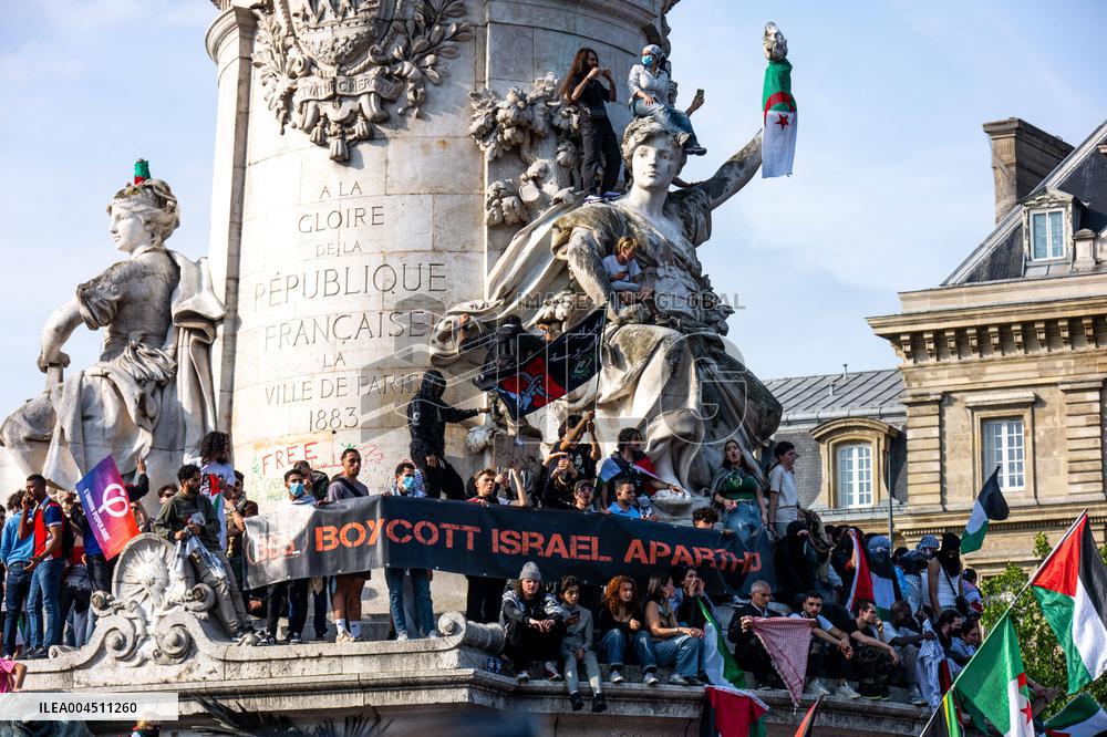 Protest Against The Interception of The Humanitarian Boat To Gaza - Paris