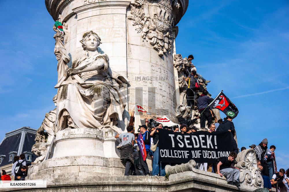 Protest Against The Interception of The Humanitarian Boat To Gaza - Paris