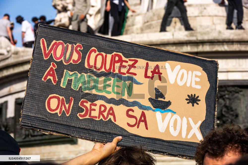Protest Against The Interception of The Humanitarian Boat To Gaza - Paris