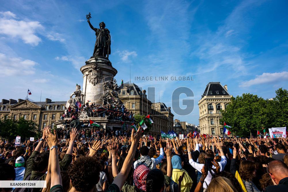 Protest Against The Interception of The Humanitarian Boat To Gaza - Paris