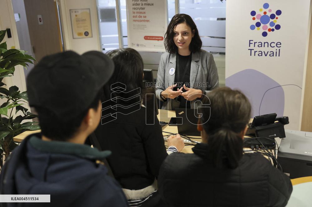 France Travail Illustration - Briancon