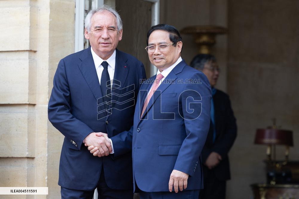 Francois Bayrou Meets with Vietnamese Prime Minister - Paris