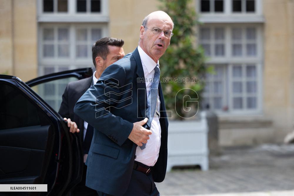 Francois Bayrou Meets with Vietnamese Prime Minister - Paris