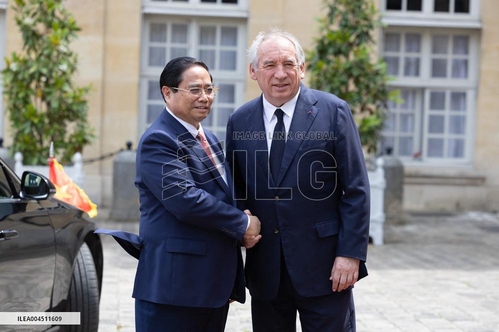 Francois Bayrou Meets with Vietnamese Prime Minister - Paris