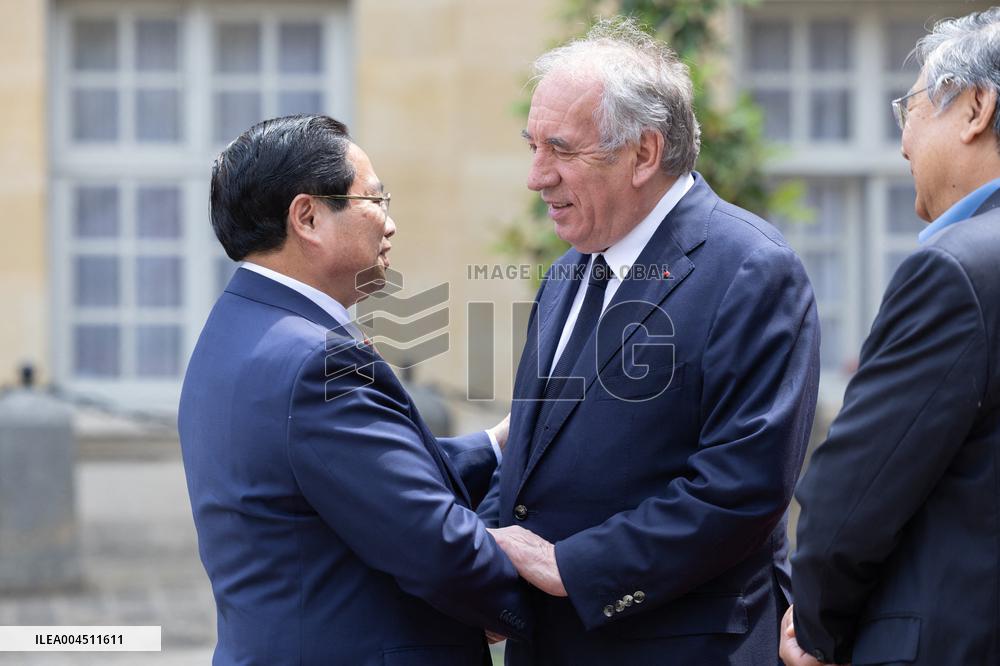 Francois Bayrou Meets with Vietnamese Prime Minister - Paris