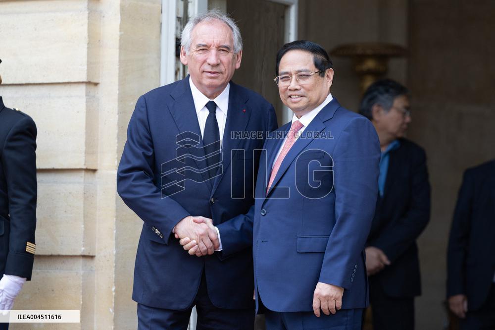 Francois Bayrou Meets with Vietnamese Prime Minister - Paris