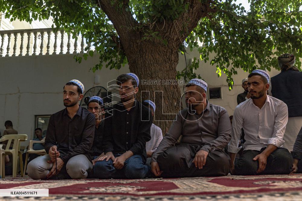 Qadiri Disciples Gather in Akre - Iraq