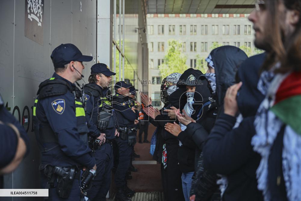 Protests Gaza Ship Seizure - Hague