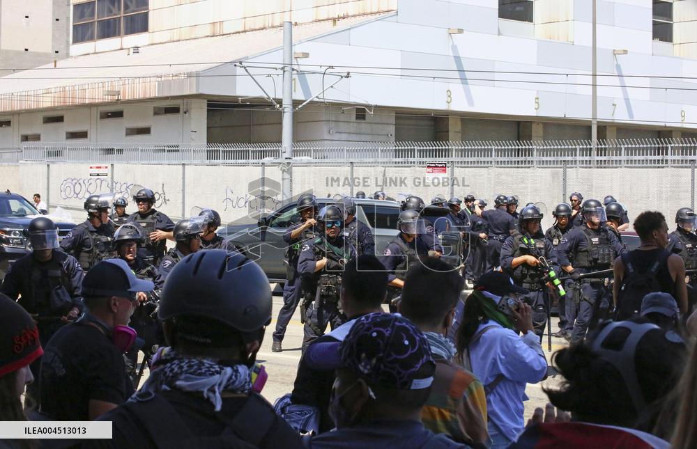 Immigration raid protests in Los Angeles