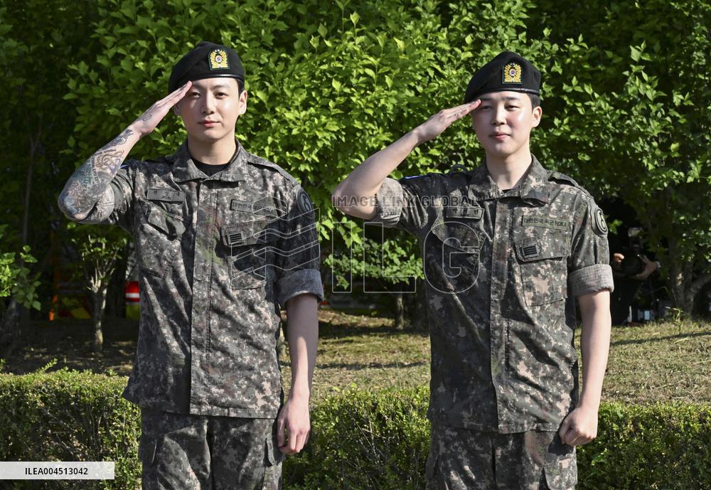 BTS members Jimin, Jung Kook discharged from S. Korea military