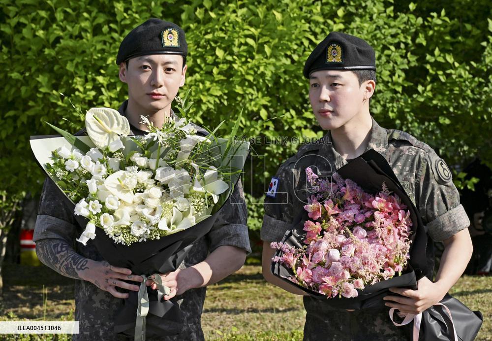BTS members Jimin, Jung Kook discharged from S. Korea military