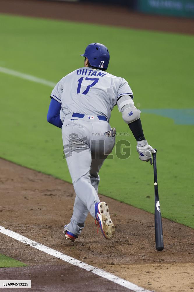 Baseball: Dodgers vs. Padres