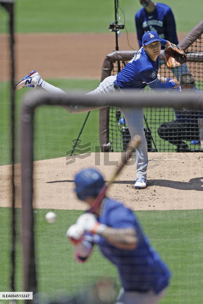 Baseball: Dodgers vs. Padres