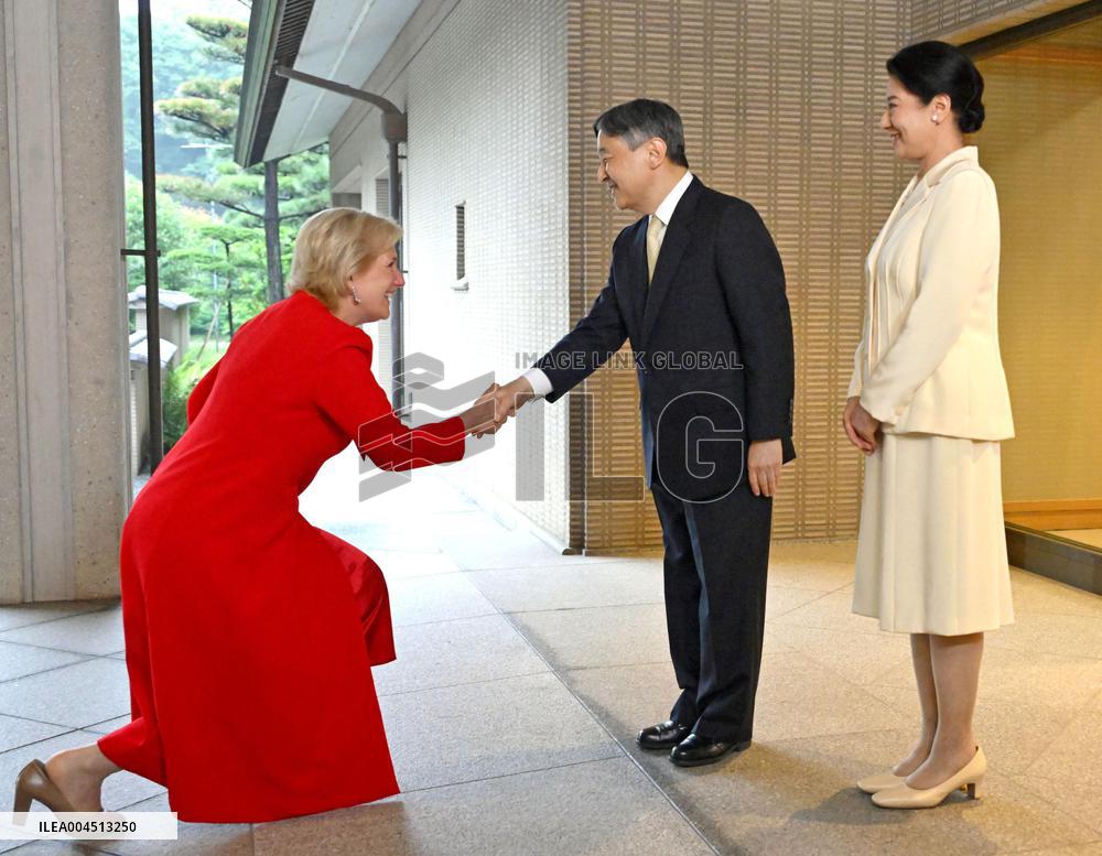 Japanese emperor, empress meet Belgian royal couple