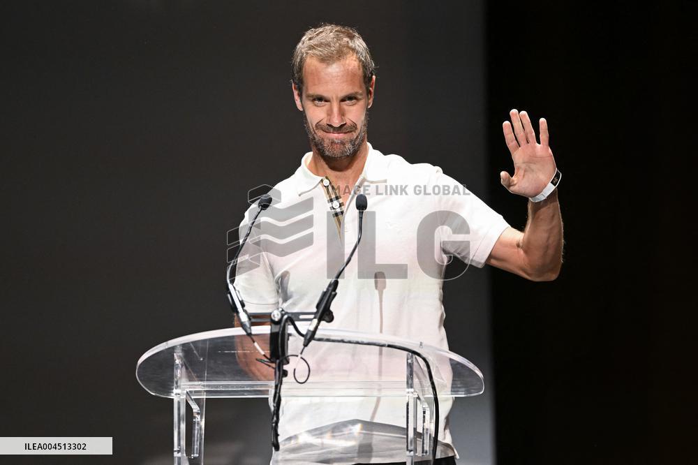 LNH Trophies Ceremony - Paris