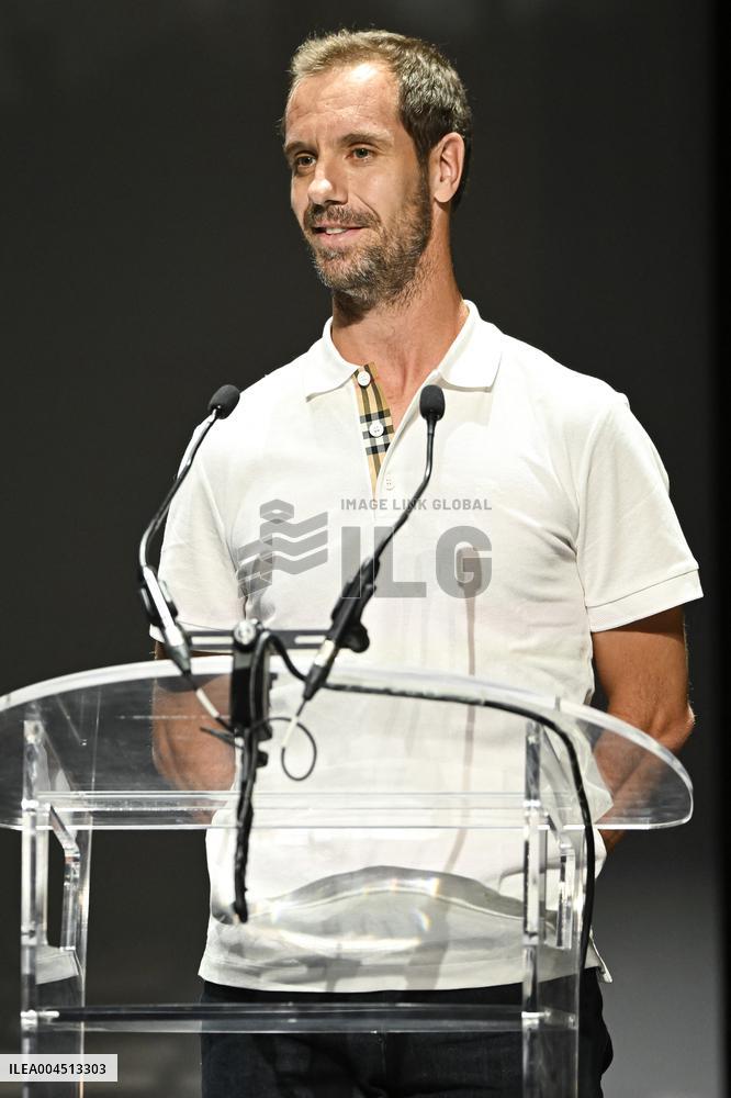 LNH Trophies Ceremony - Paris