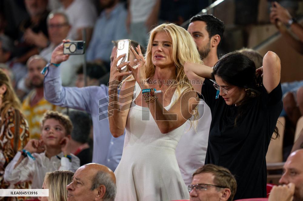 Victoria Silvstedt at French Basketball Championship - Monaco