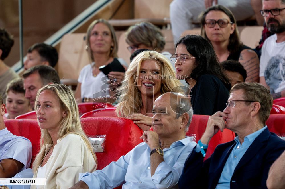 Victoria Silvstedt at French Basketball Championship - Monaco
