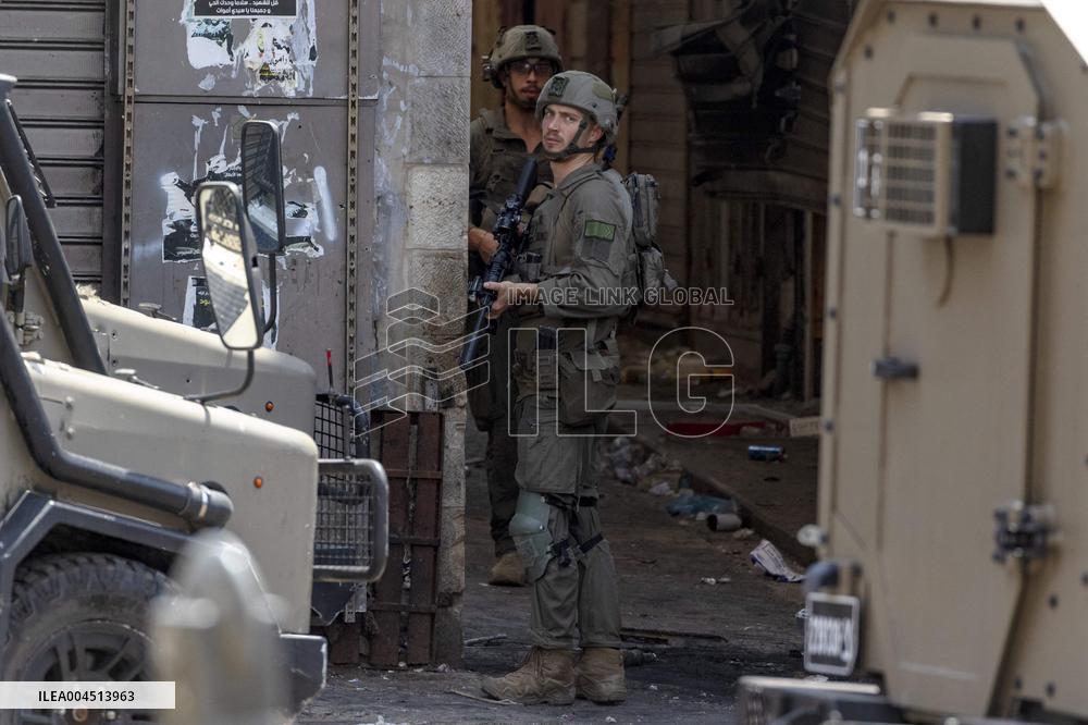 Israeli Army Kills Two - Nablus