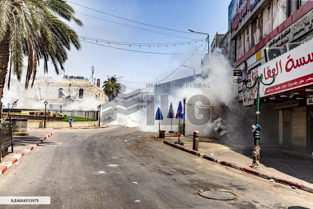 Israeli Army Kills Two - Nablus