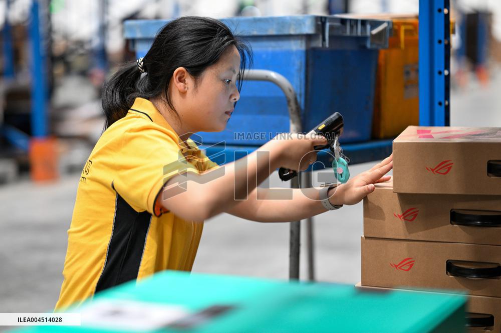 618 E-commerce Logistics Peak