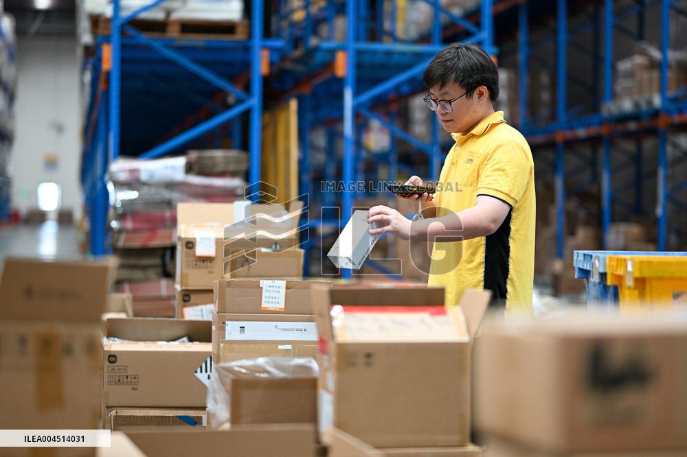 618 E-commerce Logistics Peak