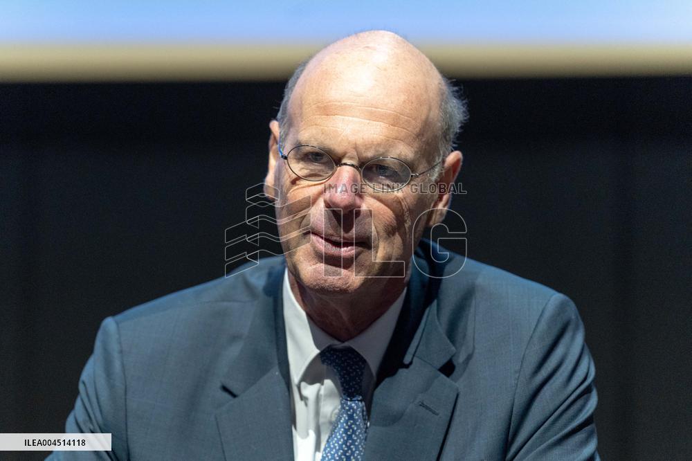 Signing of the strategic contract for the nuclear industry - Massy Aj