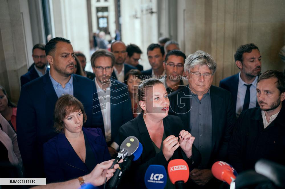 La France Insoumise speaks to the press after leaving the National Assembly - Paris AJ
