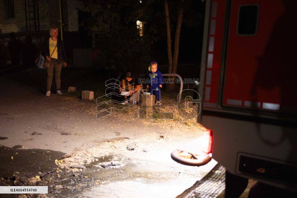 Russian Troops Shell Kharkiv Overnight - Ukraine