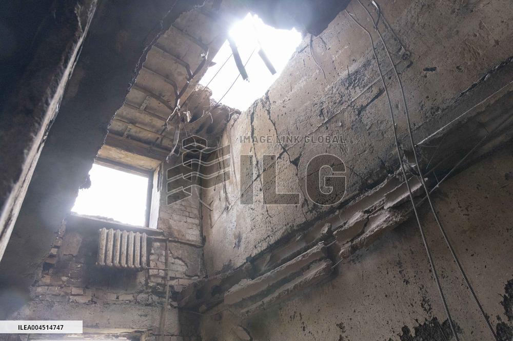 Russian Troops Shell Kharkiv Overnight - Ukraine