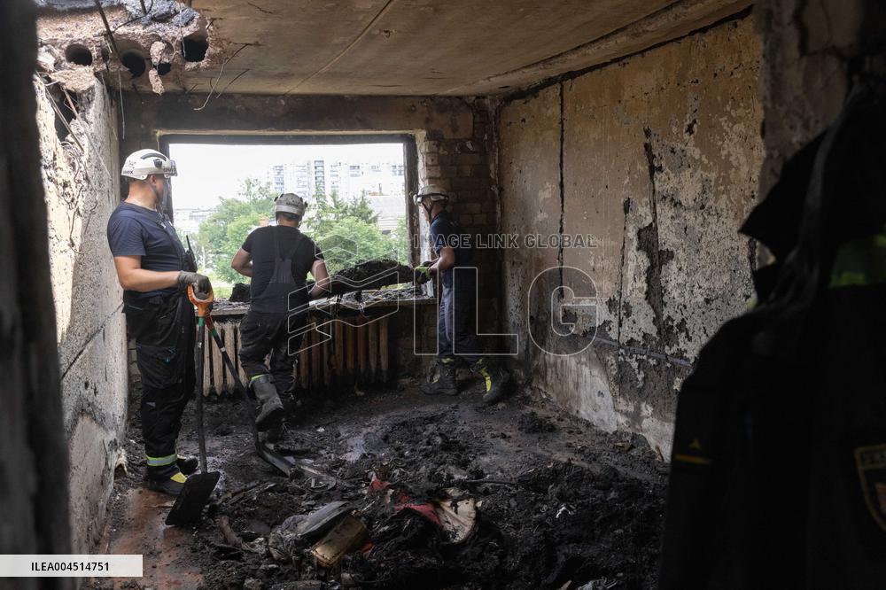 Russian Troops Shell Kharkiv Overnight - Ukraine