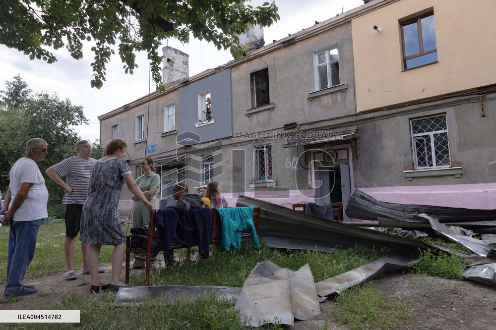 Russian Troops Shell Kharkiv Overnight - Ukraine