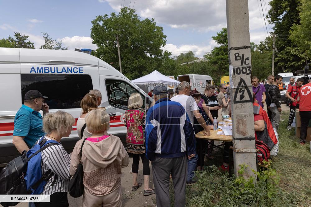 Russian Troops Shell Kharkiv Overnight - Ukraine