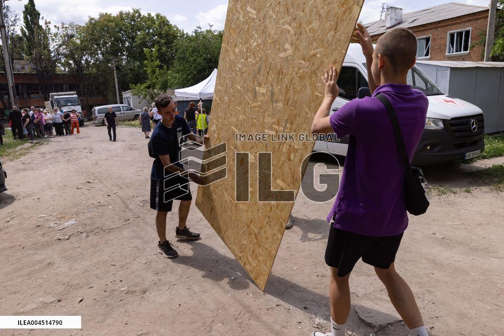 Russian Troops Shell Kharkiv Overnight - Ukraine