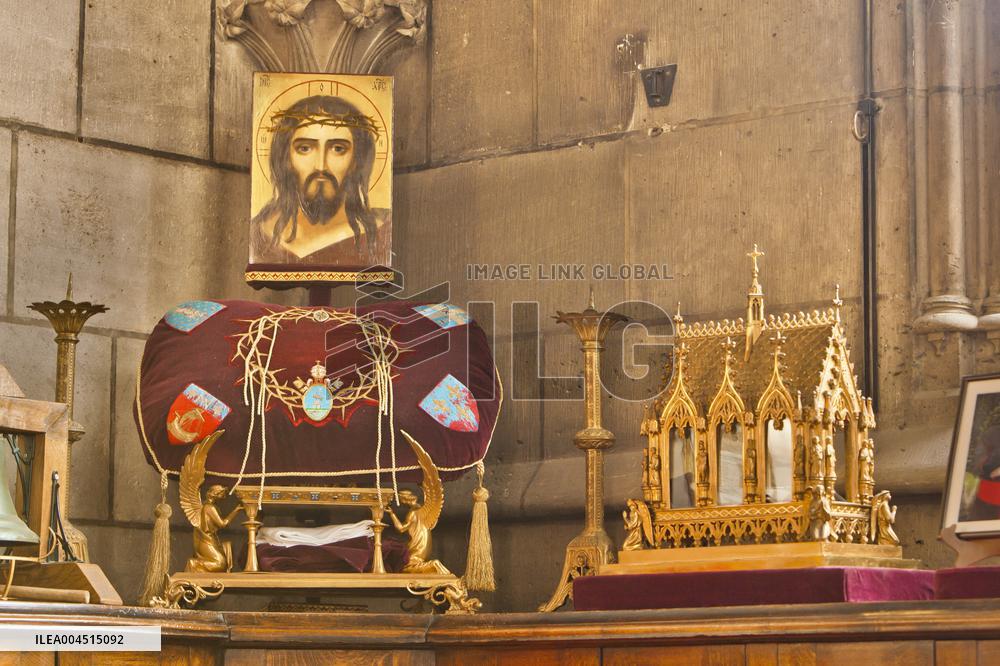 Exclusive - Illustration - The Cathedral of Notre Dame - Paris