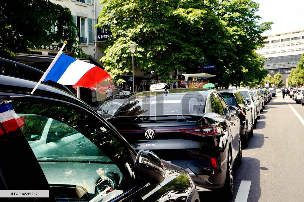 Angry Taxis Rally - Paris