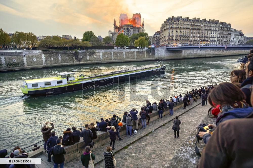 Illustration - Paris