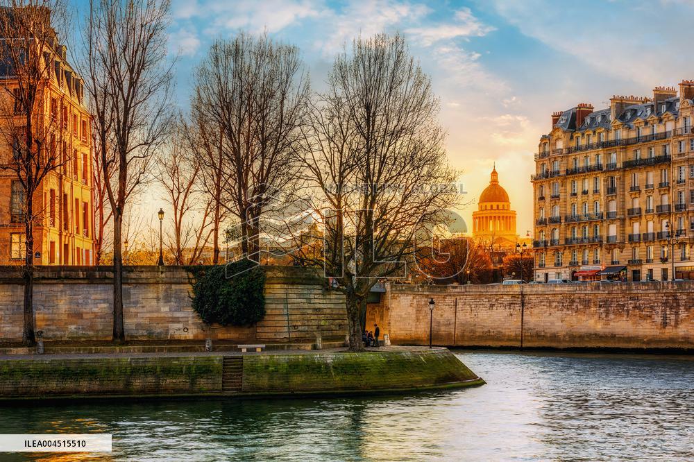 Illustration - Paris