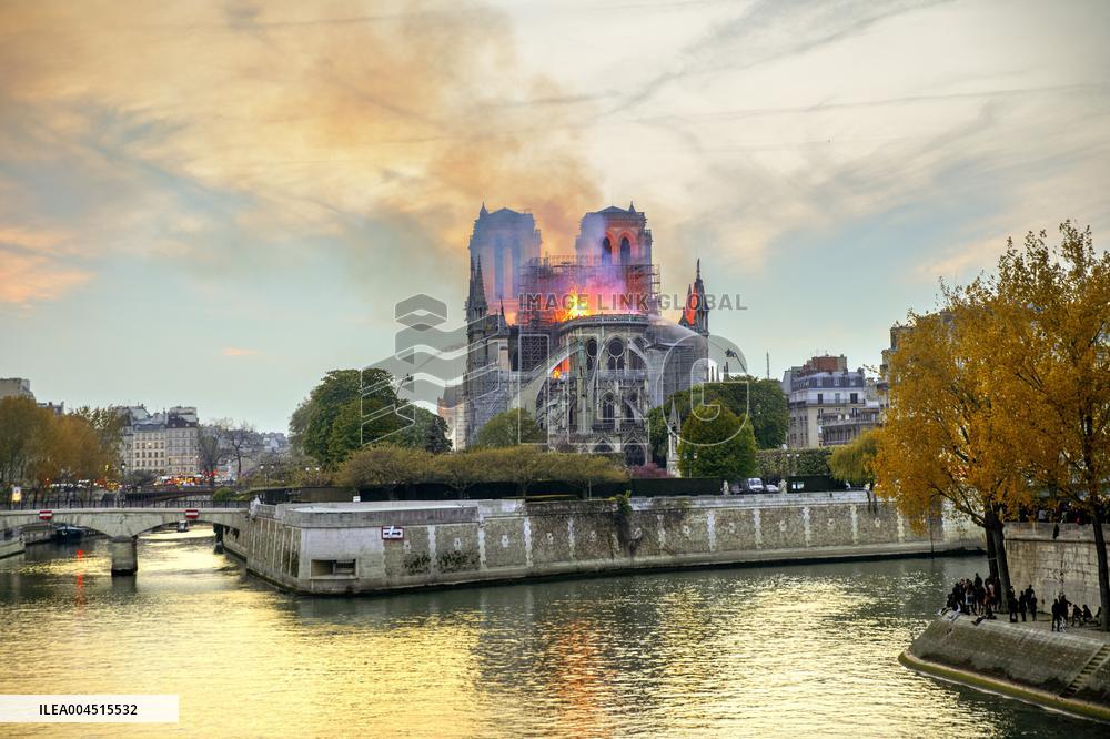 Illustration - Paris