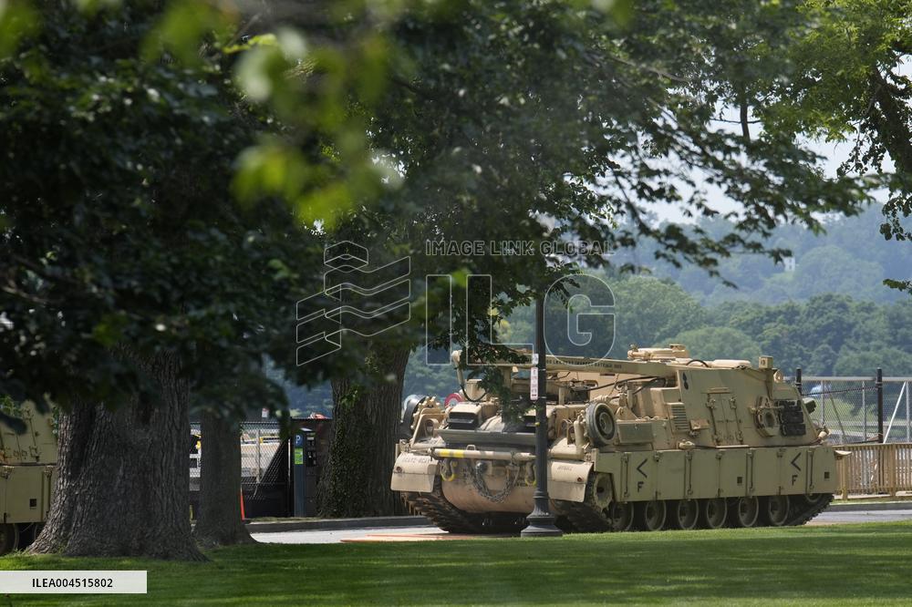 Preparation for a military parade - Washington
