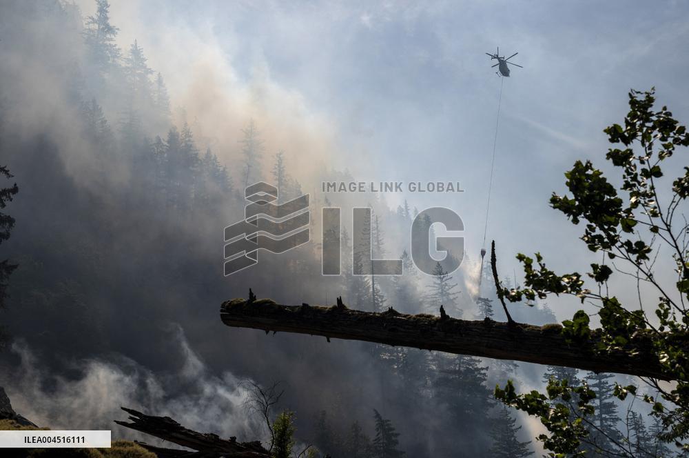 Dryden Creek Wildfire - Canada